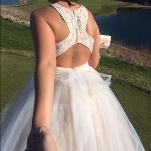 Sherri hill prom dress